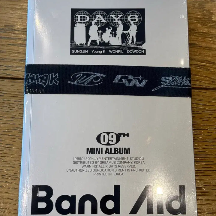 [BUNJANG] Day6 Band Aid Mini Album Vol. 9 (Sealed) / 데이식스 미니9집 밴드에이드 미개봉