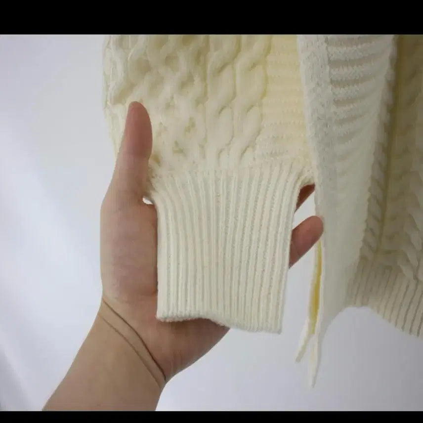 [BUNJANG] LEPSIM Ivory Cable Knit Sweater / LEPSIM 아이보리 꽈배기 빈티지 레글런 니트