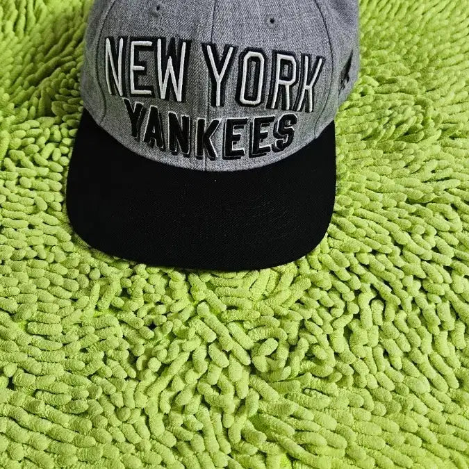 [BUNJANG] MLB New York Yankees Baseball Snapback Hat Grey/Black / MLB뉴욕 양키즈 야구모자 스냅백 회색/검정