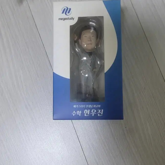 [BUNJANG] Hyun Woo-jin Figure / 현우진 피규어