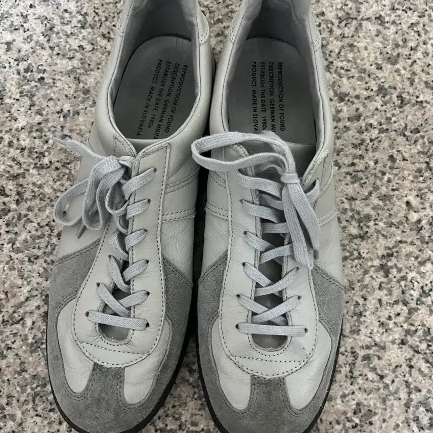 [BUNJANG] Reproduction of Found German Army Light Gray Sneakers / 리프로덕션 오브 파운드(리오파) 독일군 라이트 그레이 260