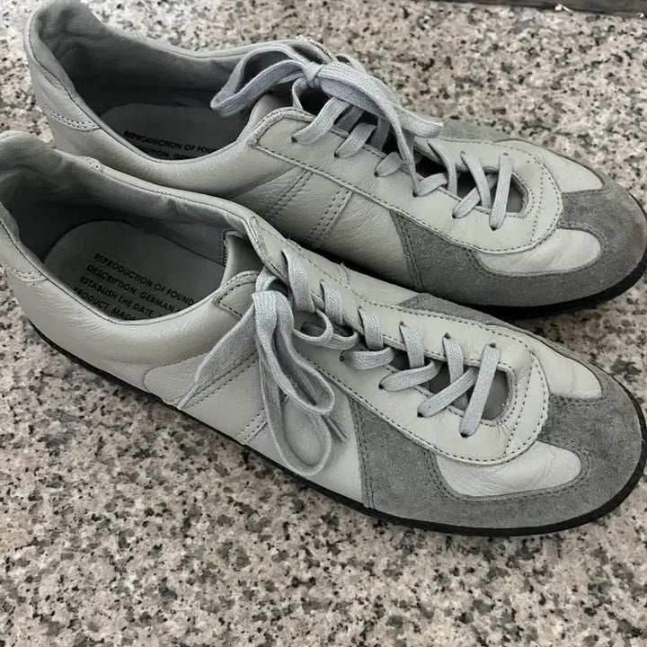 [BUNJANG] Reproduction of Found German Army Light Gray Sneakers / 리프로덕션 오브 파운드(리오파) 독일군 라이트 그레이 260