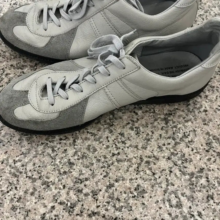 [BUNJANG] Reproduction of Found German Army Light Gray Sneakers / 리프로덕션 오브 파운드(리오파) 독일군 라이트 그레이 260