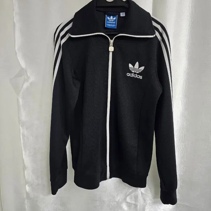 [BUNJANG] Adidas Three-Stripe Track Top Black / 아디다스 삼선 트랙탑 블랙 (1926)