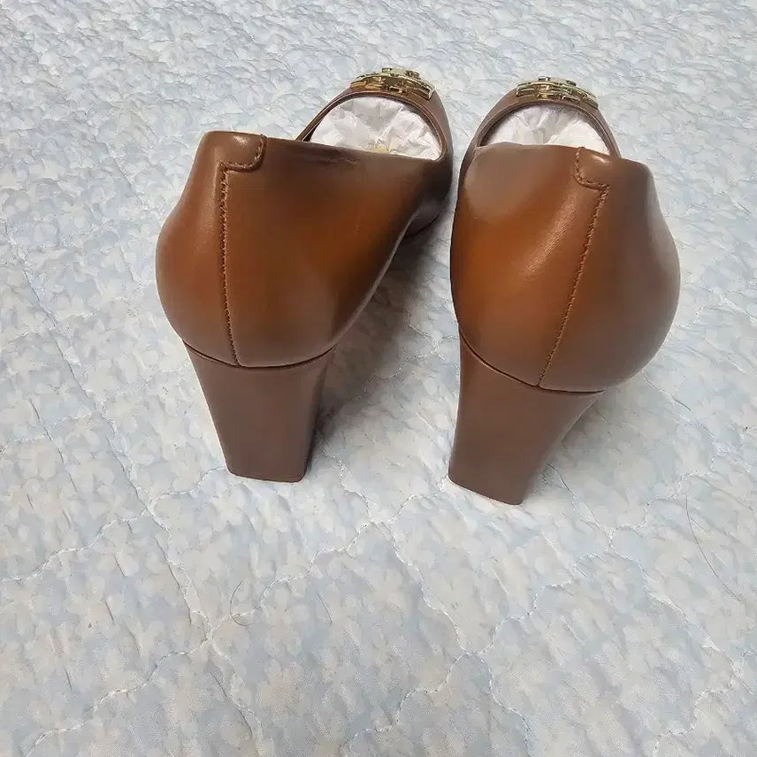 [BUNJANG] Tory Burch Pumps Size 8 / 토리버치 펌프스 8  (무료배송)