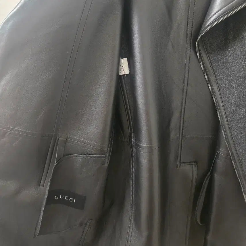[SOLD OUT] [희귀/정품] 구찌 14FW 런웨이 피스 울-레더 하이브리드 바이커코트