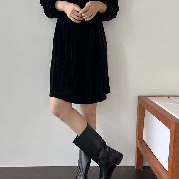 [SOLD OUT] 새상품 블랙 미들부츠 230사이즈 판매