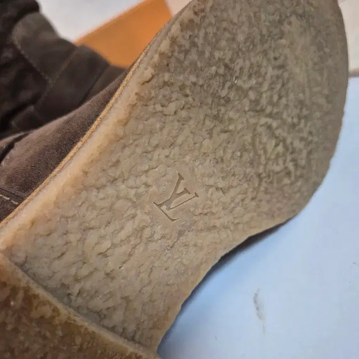 [BUNJANG] Louis Vuitton Dark Brown Suede UGG Boots (Size 37) / (정품) 루이비통 다크브라운 스웨이드 어그 부츠 신발 37