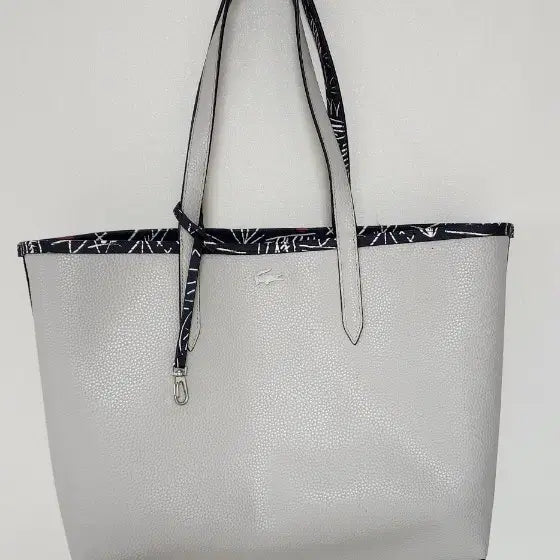[BUNJANG] Lacoste Anna Reversible Shopper Tote Bag / 라코스테 안나  쇼퍼백  리버시블 숄더