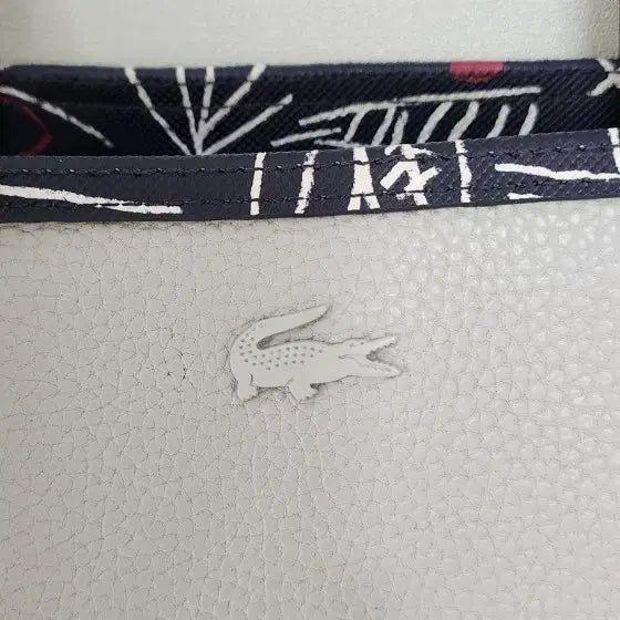 [BUNJANG] Lacoste Anna Reversible Shopper Tote Bag / 라코스테 안나  쇼퍼백  리버시블 숄더