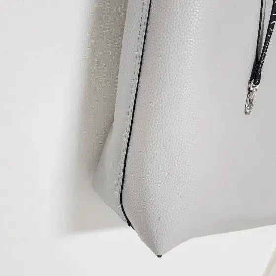 [BUNJANG] Lacoste Anna Reversible Shopper Tote Bag / 라코스테 안나  쇼퍼백  리버시블 숄더