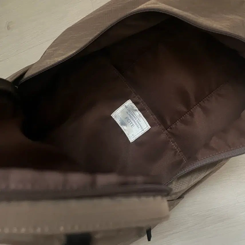 [BUNJANG] POTE Backpack Mocha / 포테 백팩 모카