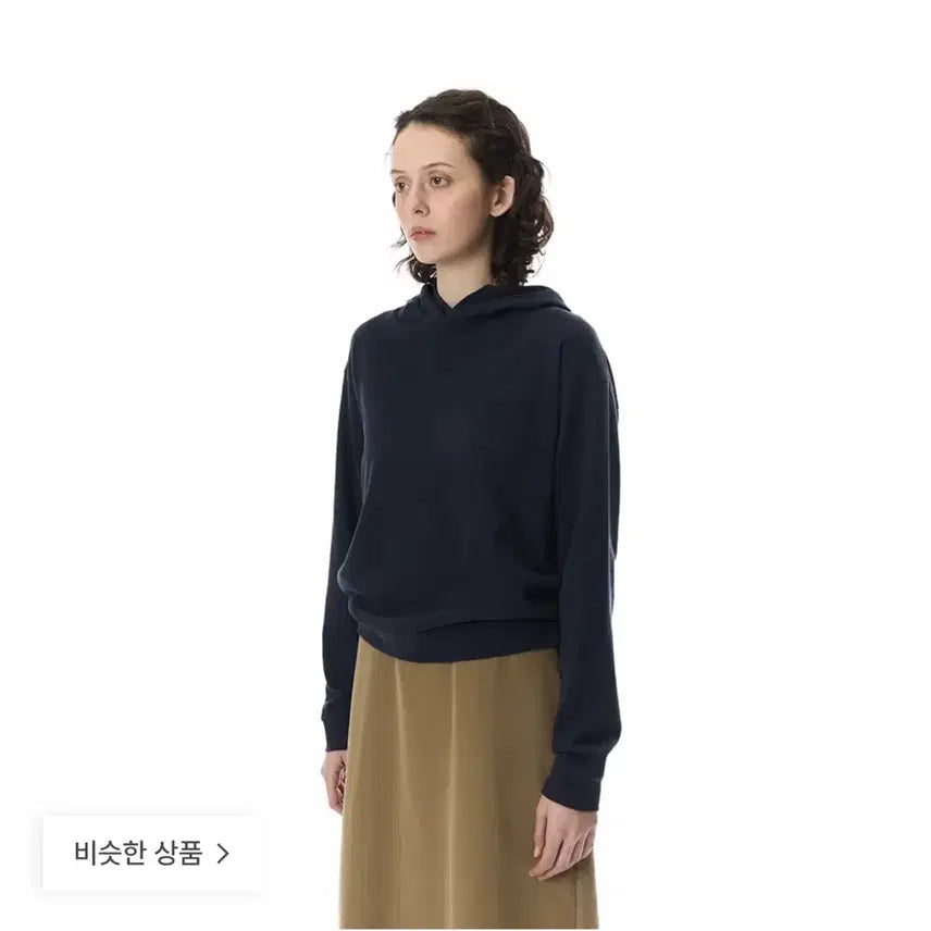 [SOLD OUT] 꼰누나쿠에라 후디 네이비