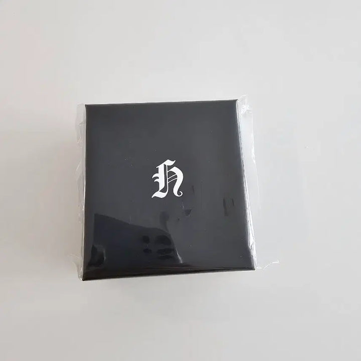 [SOLD OUT] 스키즈 현진 목걸이 미개봉