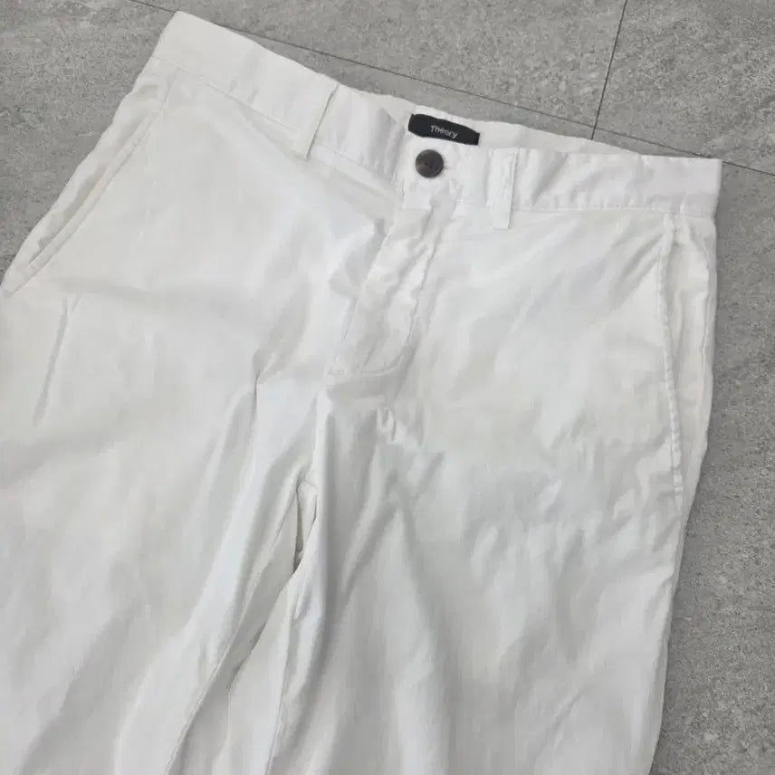 [SOLD OUT] [국내정품] theory 띠어리 스판 팬츠 화이트 29인치 (2