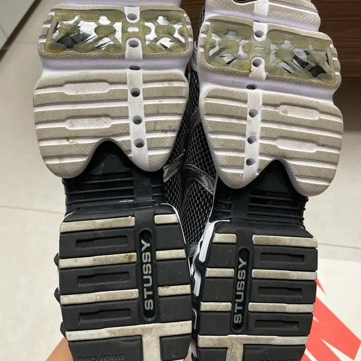 [BUNJANG] Nike Stussy Spiridon Sneakers / 나이키 스투시 스피리돈 275 30만원
