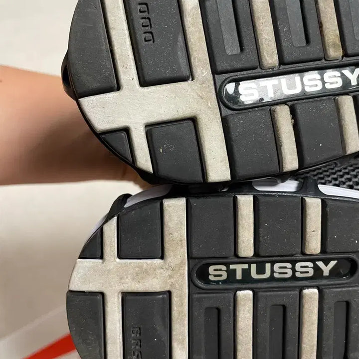[BUNJANG] Nike Stussy Spiridon Sneakers / 나이키 스투시 스피리돈 275 30만원