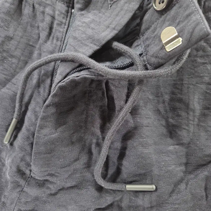 [SOLD OUT] cos 반바지
