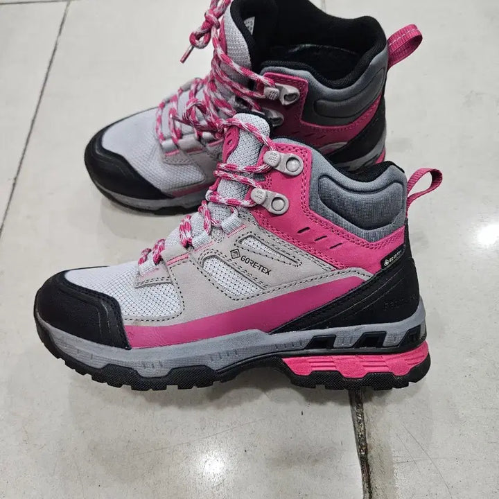 [BUNJANG] Kolon Gore-Tex Hiking Boots (230mm) / 코오롱고어텍스등산화(230)