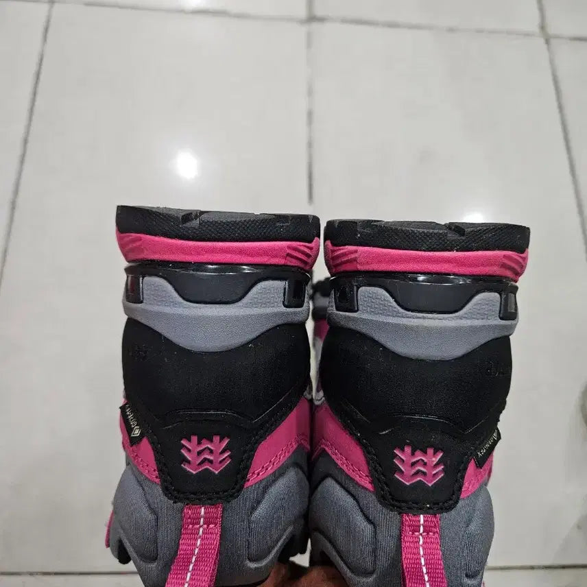 [BUNJANG] Kolon Gore-Tex Hiking Boots (230mm) / 코오롱고어텍스등산화(230)