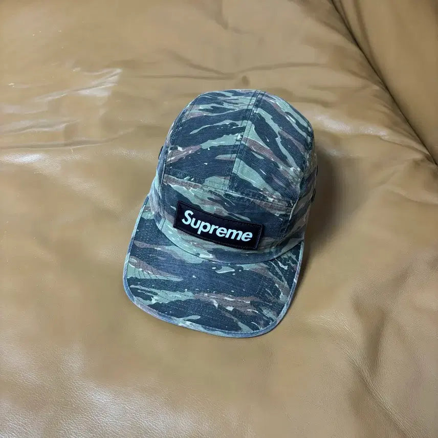 [SOLD OUT] 슈프림 캠프캡 모자 박스로고 24ss 타이거 카모 올리브