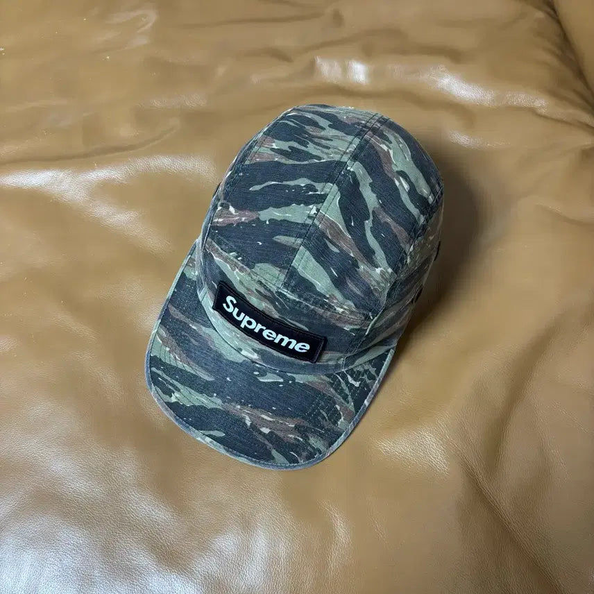 [SOLD OUT] 슈프림 캠프캡 모자 박스로고 24ss 타이거 카모 올리브
