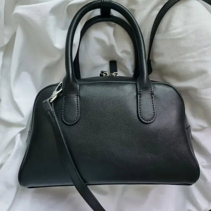 [BUNJANG] 8 Seconds Black Top Handle Bowling Bag Handbag / 에잇세컨즈 검정 탑핸들 가방 블랙 핸드백 볼링백 크로스백 골프백 보스턴백