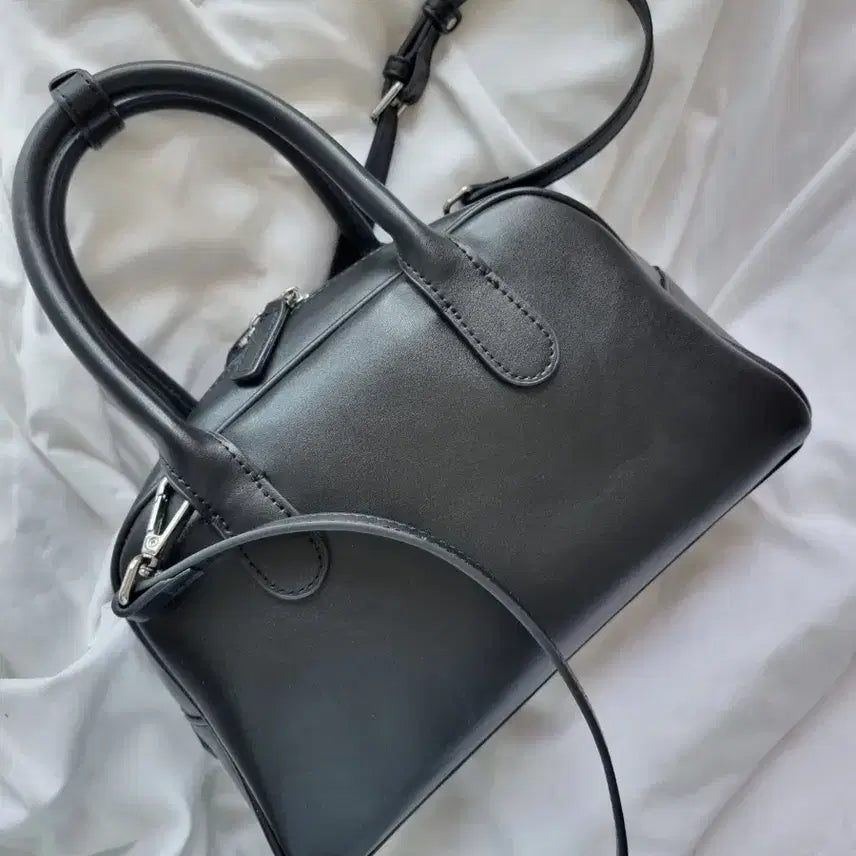 [BUNJANG] 8 Seconds Black Top Handle Bowling Bag Handbag / 에잇세컨즈 검정 탑핸들 가방 블랙 핸드백 볼링백 크로스백 골프백 보스턴백