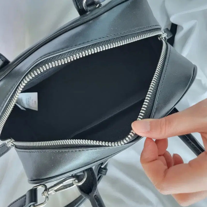 [BUNJANG] 8 Seconds Black Top Handle Bowling Bag Handbag / 에잇세컨즈 검정 탑핸들 가방 블랙 핸드백 볼링백 크로스백 골프백 보스턴백