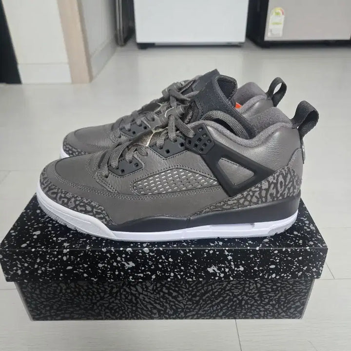 [BUNJANG] Nike Jordan Spizike Low 260mm / 나이키 조던 스피자이크 로우 260