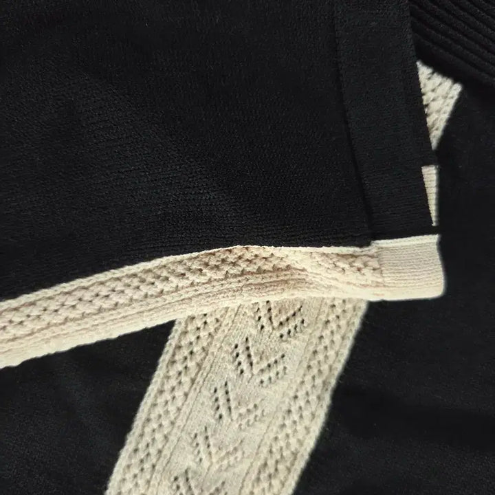 [SOLD OUT] 산드로 블랙 앤 크림 톤 니트 롱 원피스