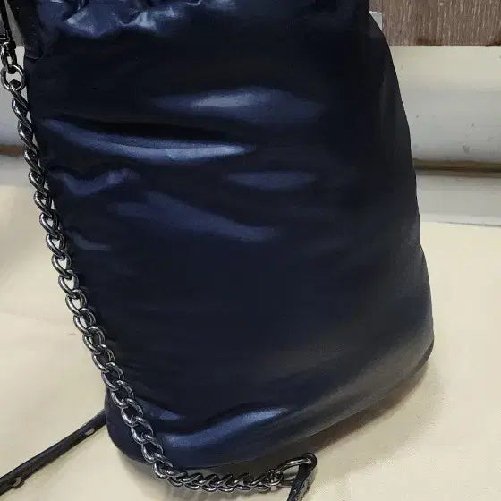 [SOLD OUT] 구호 KUHO 20시즌 패딩 버킷백