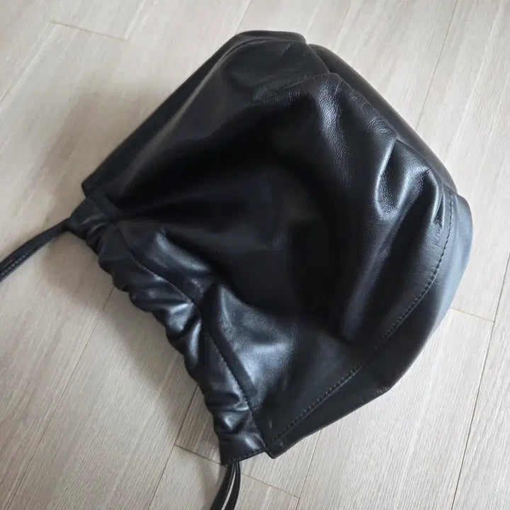 [BUNJANG] Jour de Reves Pumpkin Bag - Black Handbag / 주르드 펌킨백 거의 새상품