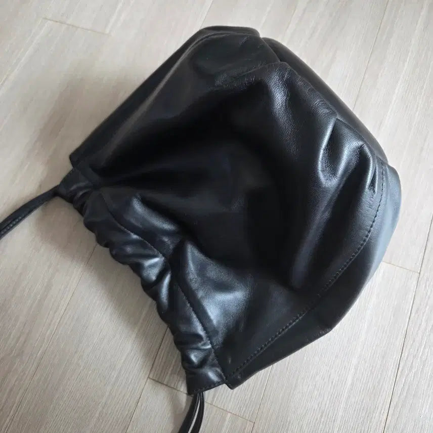 [BUNJANG] Jour de Reves Pumpkin Bag - Black Handbag / 주르드 펌킨백 거의 새상품