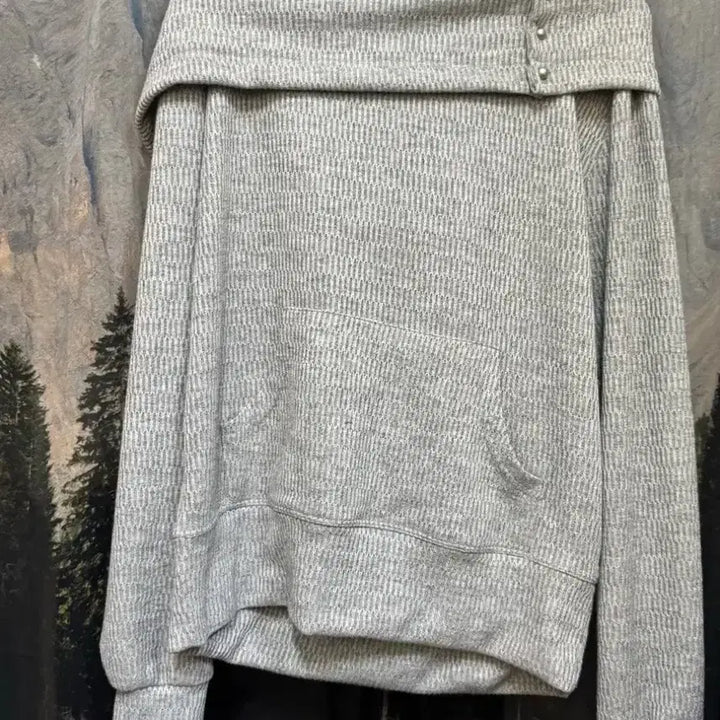 [BUNJANG] The Air Town Off-Shoulder Hooded Knit / 디에어타운 오프숄더 후드 니트