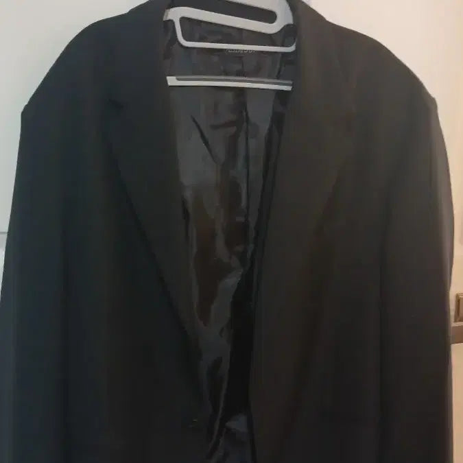 [SOLD OUT] 검정색 루즈핏 블레이저