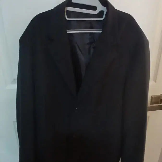 [SOLD OUT] 검정색 루즈핏 블레이저