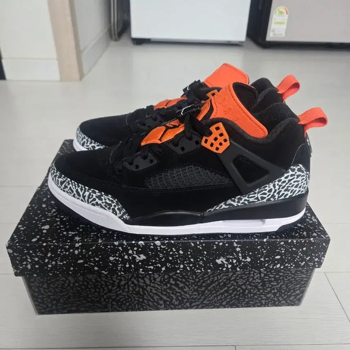 [BUNJANG] Nike Jordan Spizike Low 260mm Sneakers / 나이크 조던 스피자이크 로우 260