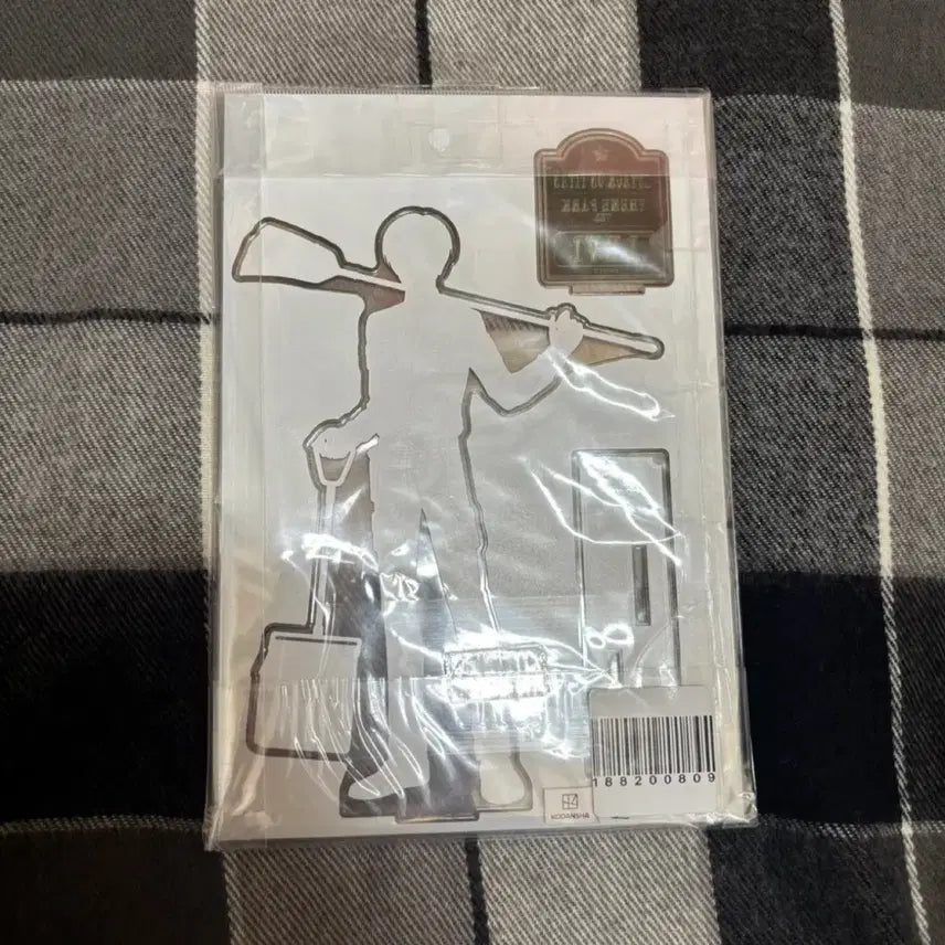 [BUNJANG] Attack on Titan Levi Acrylic Stand / 미개봉 1,980엔 진격의 거인 리바이 아크릴 스탠드
