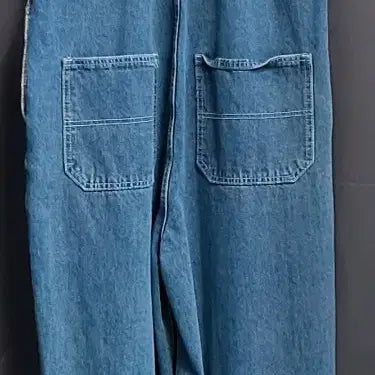 [SOLD OUT] 콤마샵 워싱 중청 멜빵 데님 점프수트 (공용가능)