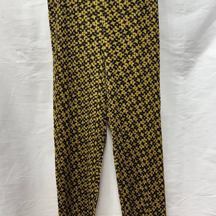 [BUNJANG] Pleats Please Issey Miyake Yellow Check Pattern Pants / 플리츠플리즈 이세이미야케 옐로우 체크 패턴 바지3사이즈(정품)