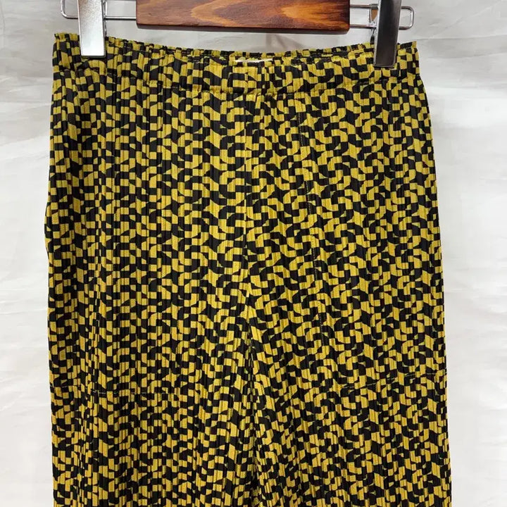 [BUNJANG] Pleats Please Issey Miyake Yellow Check Pattern Pants / 플리츠플리즈 이세이미야케 옐로우 체크 패턴 바지3사이즈(정품)