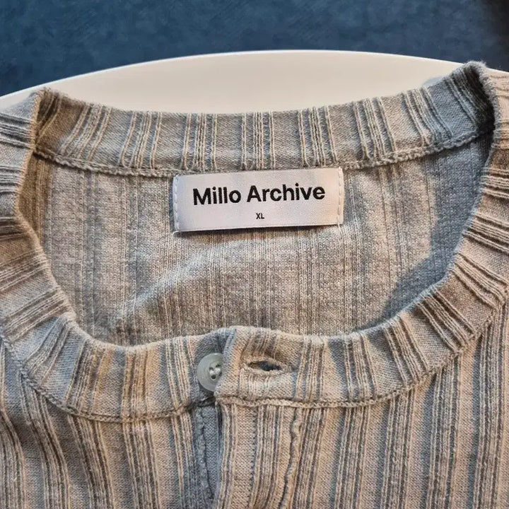 [BUNJANG] Milo Archive Henley Neck Knit Gray XL / 밀로아카이브 헨리넥 니트 그레이 xl