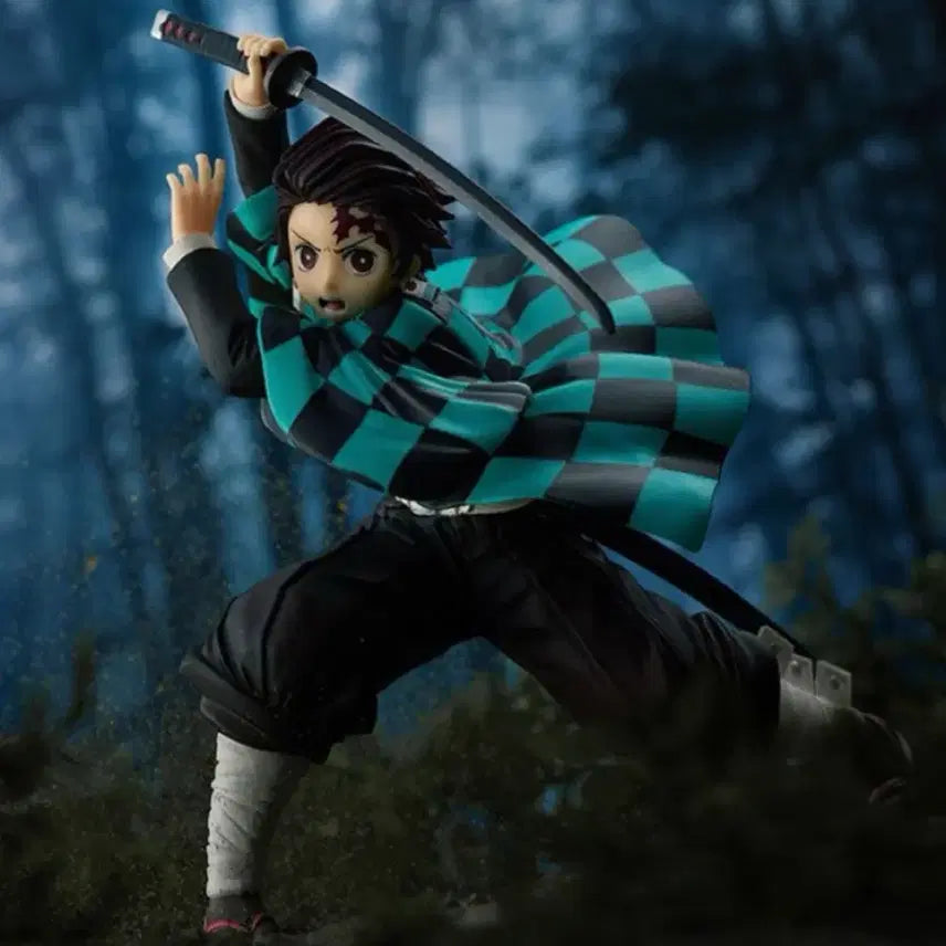 [BUNJANG] Demon Slayer Kamado Tanjirou Figure / 귀멸의 칼날 카마도 탄지로 피규어