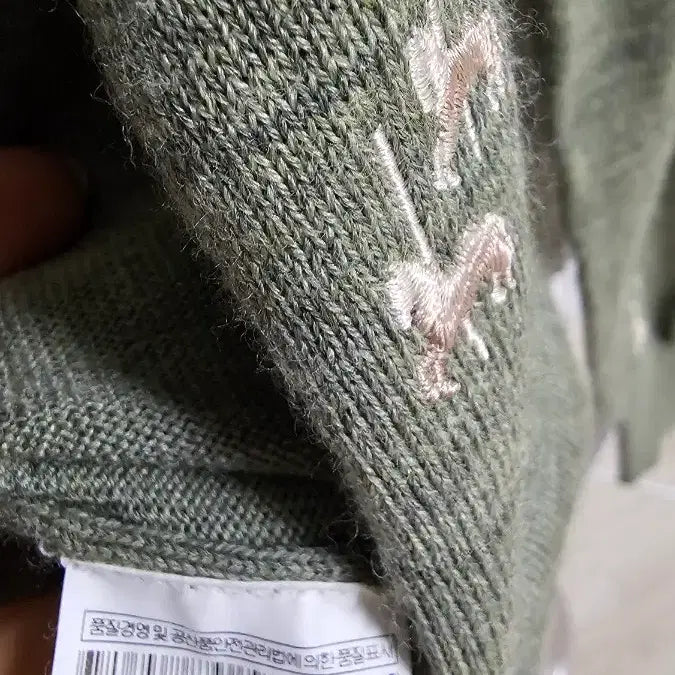 [BUNJANG] Beanpole Embroidered Logo Cardigan / (새상품 수준) 빈폴 BEANPOLE 자수로고 가디건