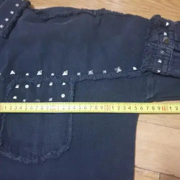 [BUNJANG] Black Studded Denim Shirt Jacket / 블랙 스터드 데님 셔츠 자켓