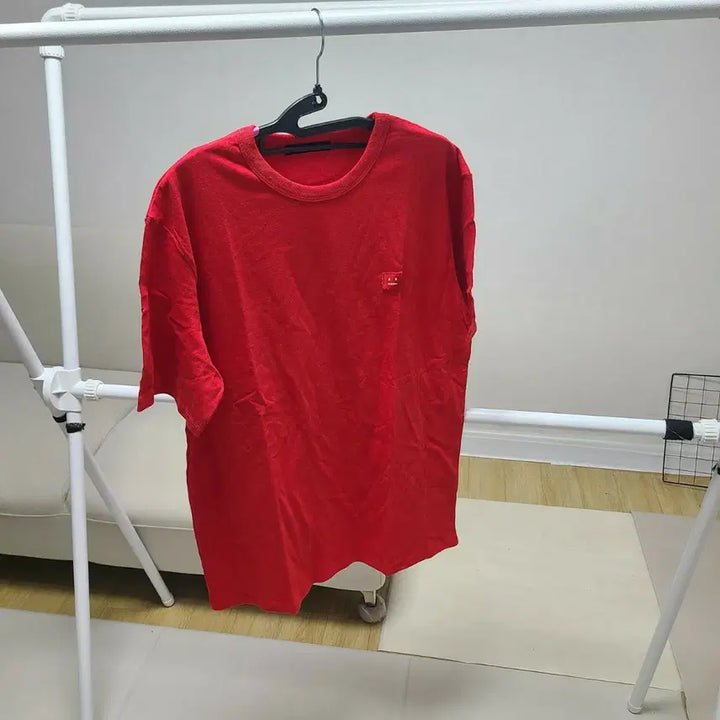 [SOLD OUT] 아크네 스튜디오 레드 반팔 티셔츠남여새옷입니다
