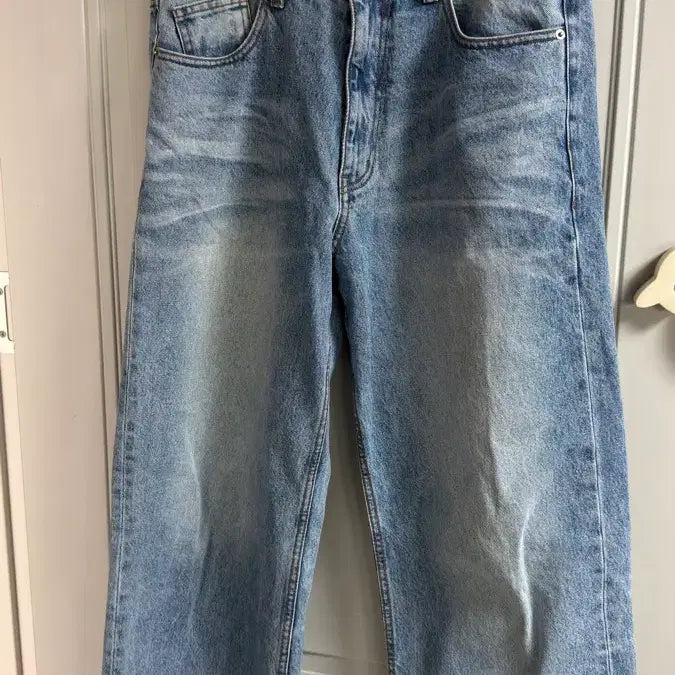 [BUNJANG] Cour Dusty Embossed Washed Denim Pants (Dusty Blue) M / 쿠어 더스티 엠보 워시드 데님 팬츠 (더스티블루) M