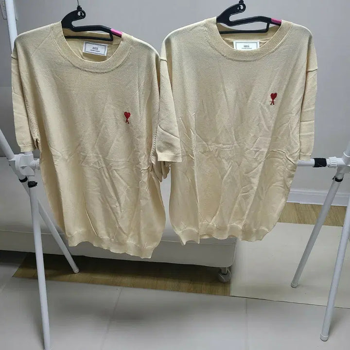 [BUNJANG] AMI Unisex Ivory Short Sleeve Knit T-shirt / 아미  반팔 니트티 아이보리남여공용새옷