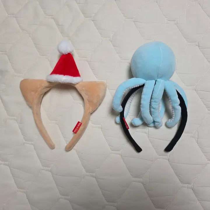 [BUNJANG] Lotte World Santa &amp; Octopus Headband Set / 롯데월드 어드벤쳐 산타 고양이귀 문어 머리띠 세트 롯대월드놀이공원기념품